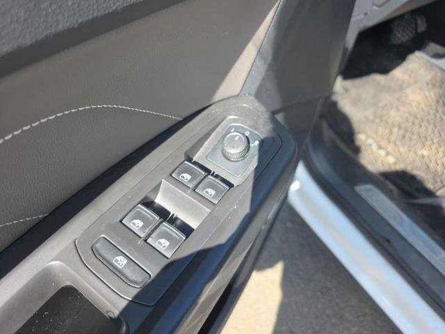 Used 2023 Volkswagen Atlas SE AWD/4WD image 19