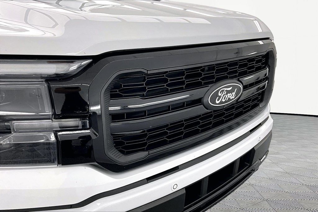 Certified 2025 Ford F150 Lariat w/ Equipment Group 501A Mid AWD/4WD image 29