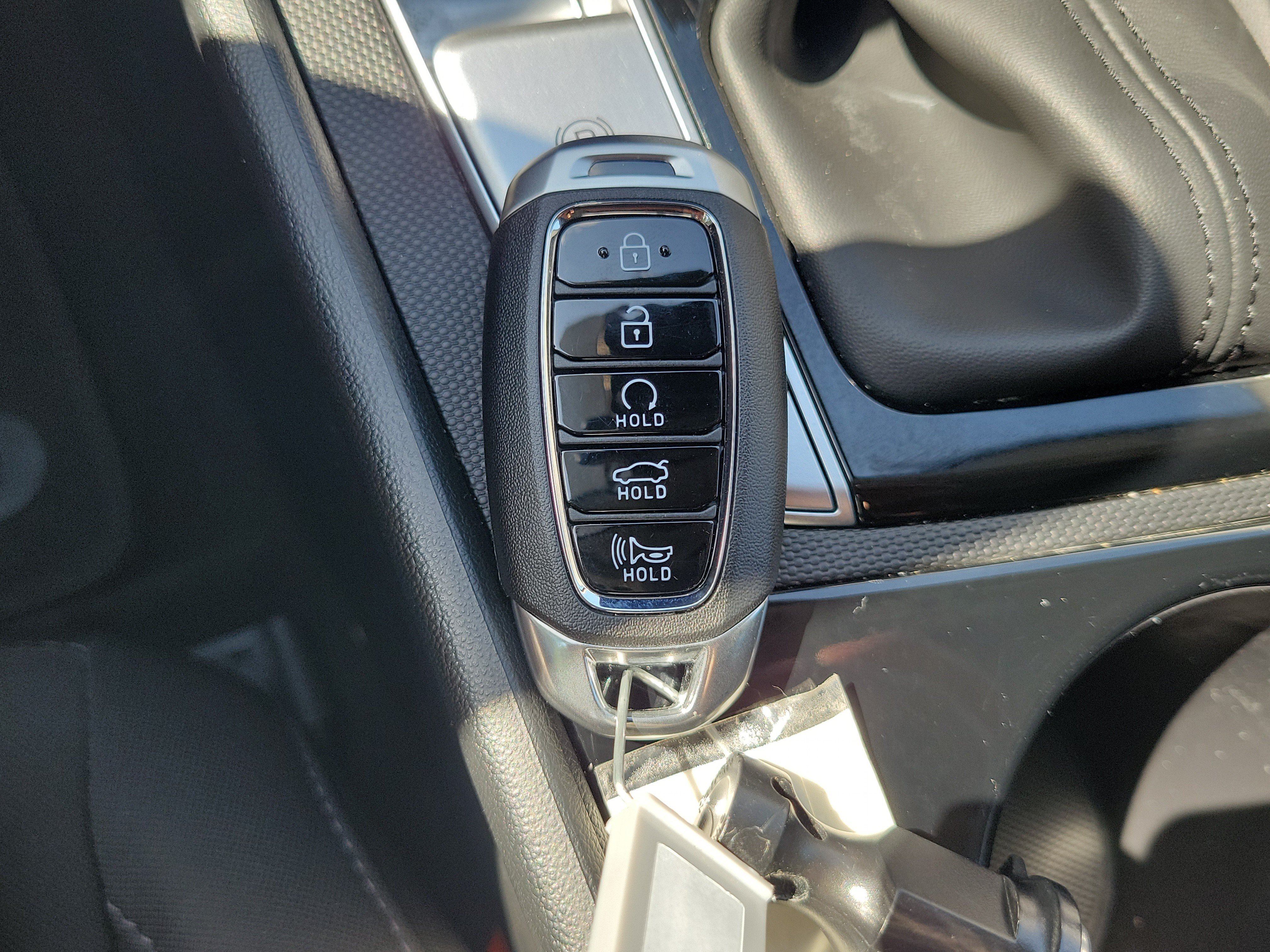 Used 2023 Hyundai Elantra SEL w/ Convenience Package FWD image 29