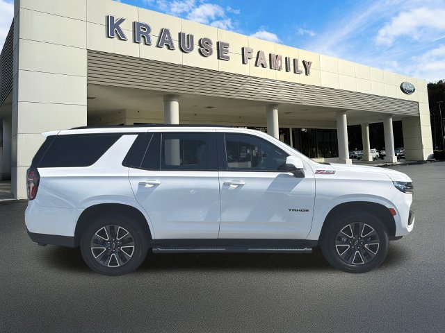 Used 2022 Chevrolet Tahoe Z71 w/ Luxury Package AWD/4WD image 9