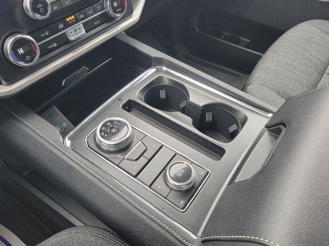 Certified 2023 Ford Expedition XLT image 32