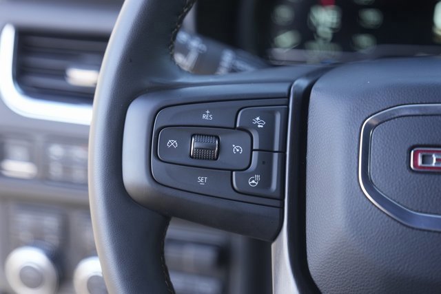 Used 2023 GMC Yukon AT4 w/ Technology Package image 23