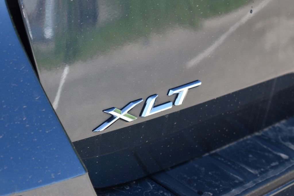 Certified 2024 Ford Explorer XLT w/ Equipment Group 202A AWD/4WD image 6