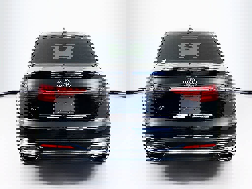 Used 2020 Audi A4 2.0T Premium w/ Convenience Package image 4