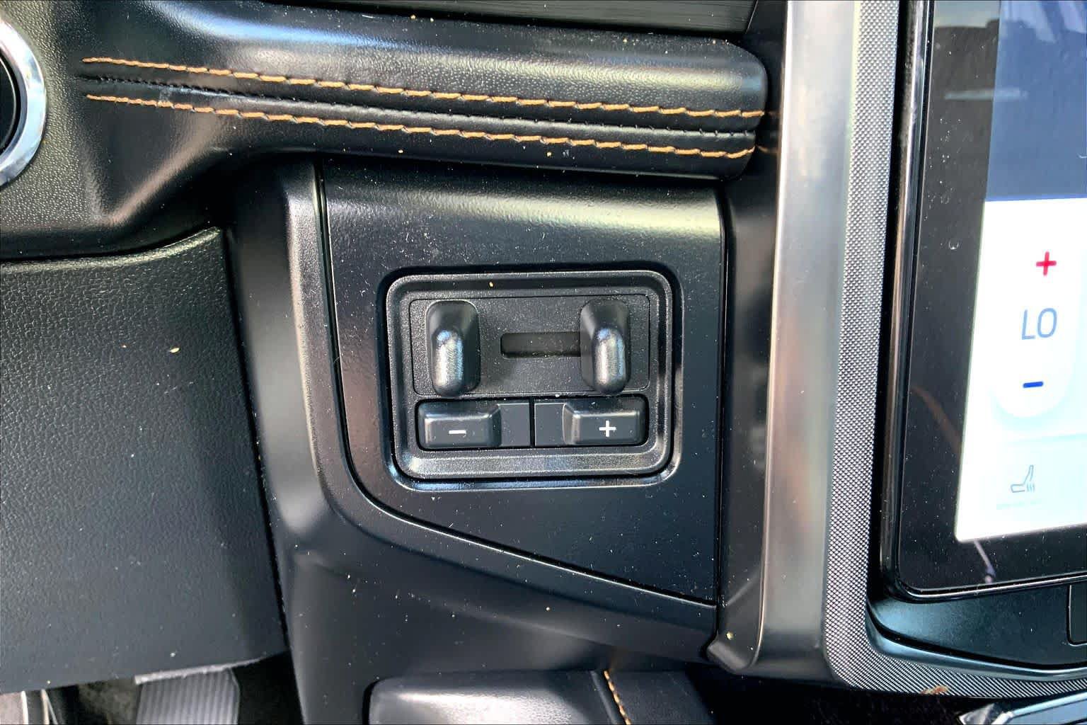 Certified 2023 Ford Expedition Platinum AWD/4WD image 33