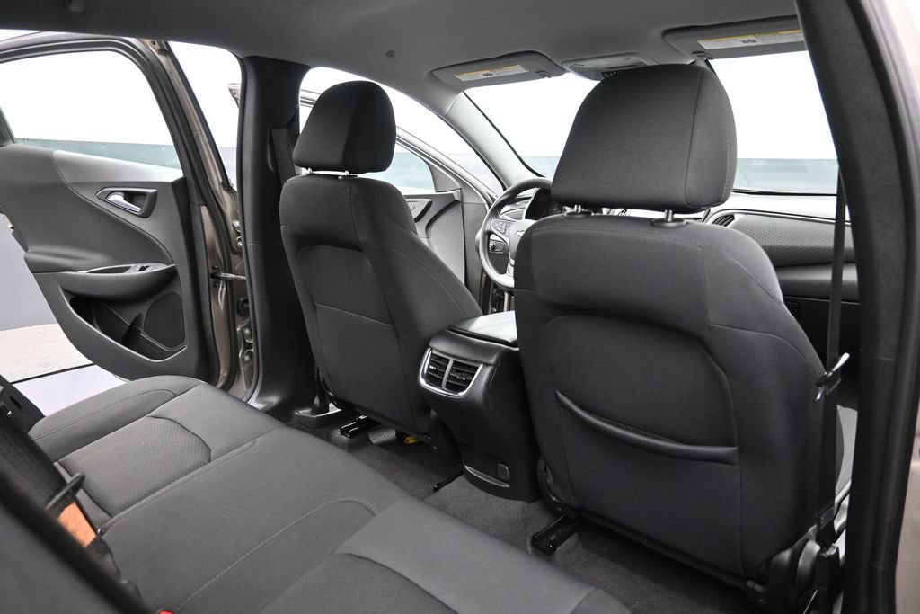 Used 2025 Chevrolet Malibu LT FWD image 24