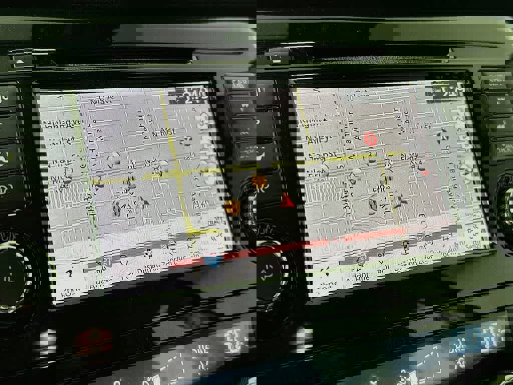 Used 2022 Nissan Rogue Sport SL image 28