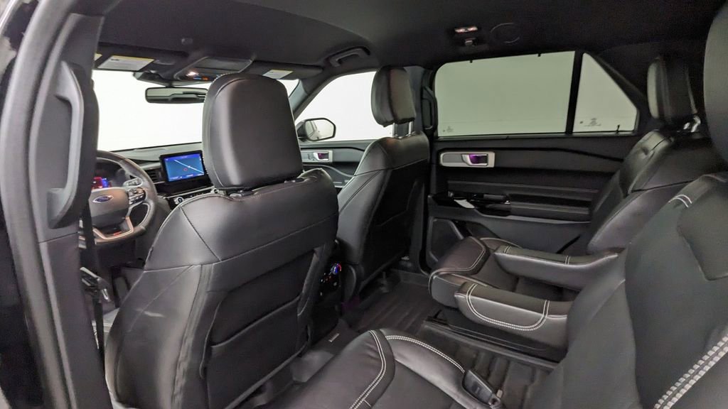 Certified 2022 Ford Explorer ST image 35