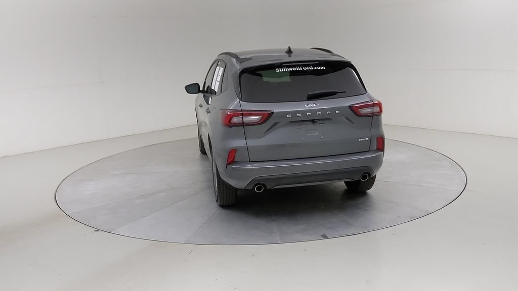 Certified 2023 Ford Escape ST-Line w/ Tech Pack #1 AWD/4WD image 15