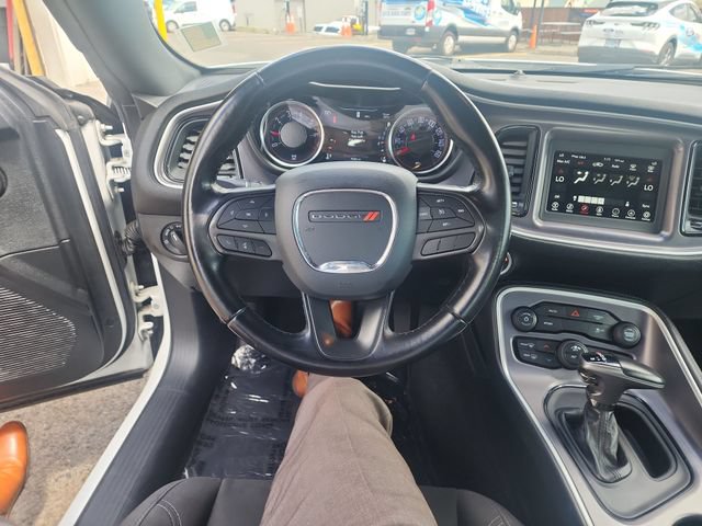 Used 2020 Dodge Challenger SXT RWD image 13