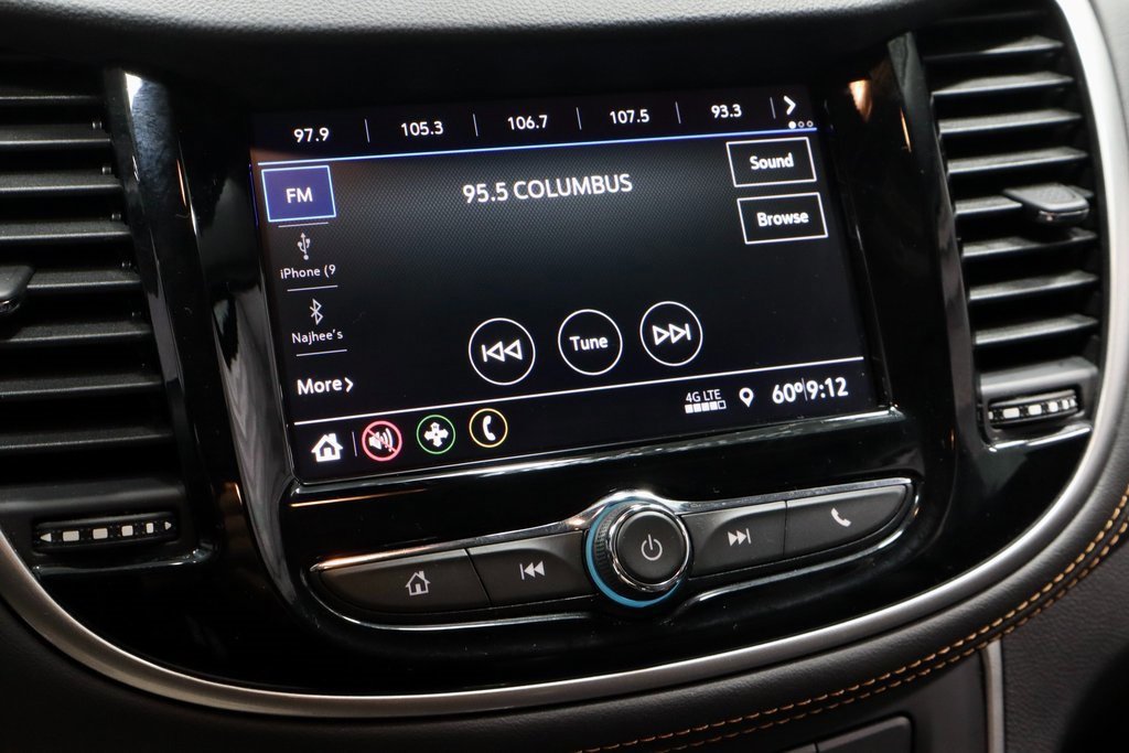 Used 2022 Chevrolet Trax LT w/ Premium Seat Package image 10