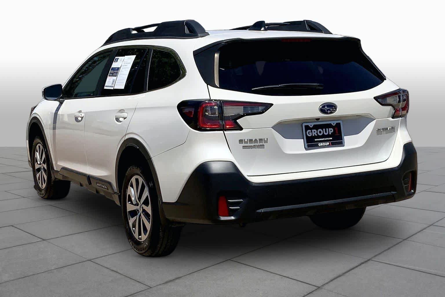 Used 2021 Subaru Outback Premium AWD/4WD image 12