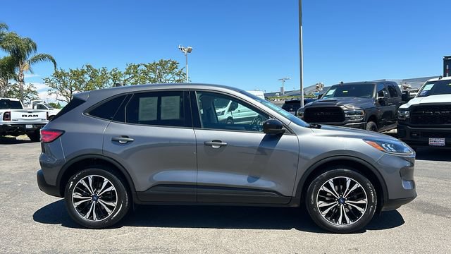Certified 2022 Ford Escape SE w/ SE Sport Appearance Package AWD/4WD image 2