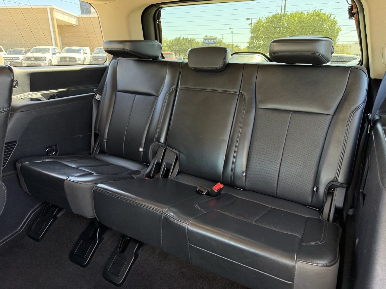 Certified 2022 Ford Expedition XLT RWD image 29
