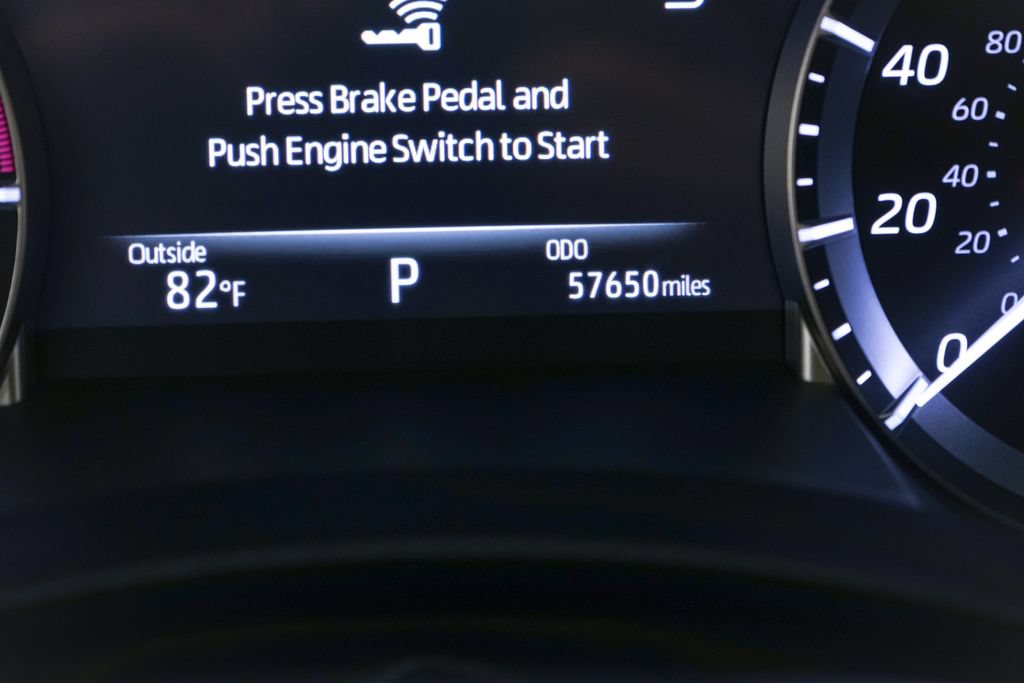 Used 2023 Toyota Highlander XLE AWD/4WD image 18