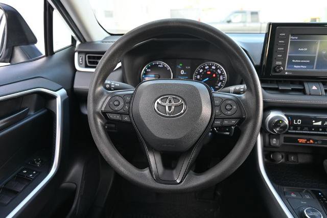 Used 2021 Toyota RAV4 LE AWD/4WD image 29