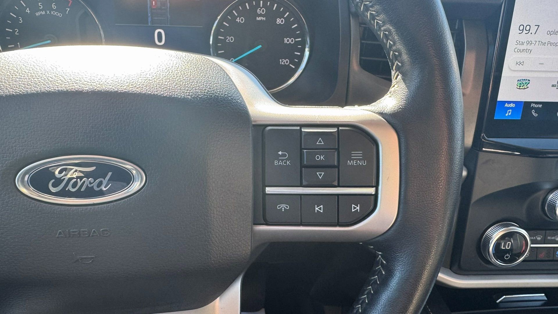 Certified 2024 Ford Expedition Max XLT image 33