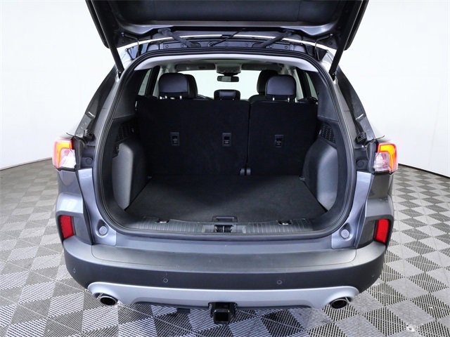 Certified 2022 Ford Escape Titanium w/ Class II Trailer Tow Package image 9
