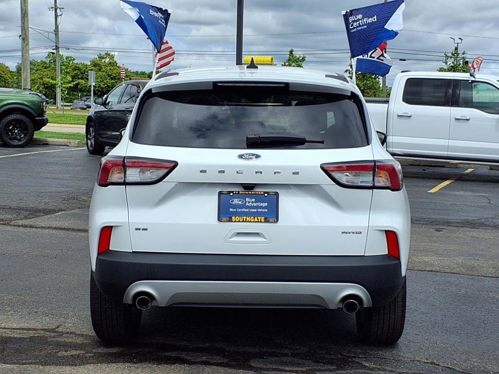 Certified 2022 Ford Escape SE w/ Convenience Package image 2