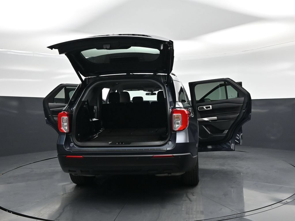 Certified 2023 Ford Explorer XLT RWD image 31
