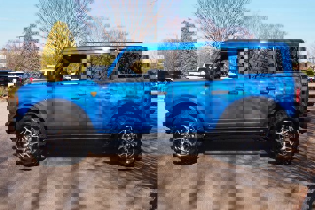 Certified 2025 Ford Bronco Badlands image 2