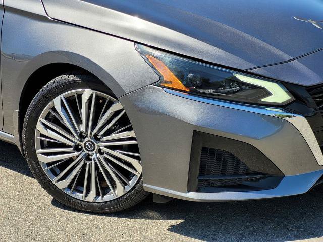 Used 2023 Nissan Altima 2.5 SL FWD image 9