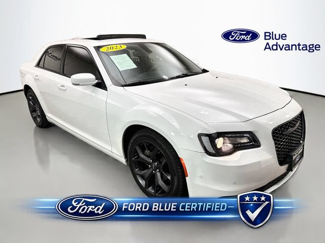 Used 2023 Chrysler 300 S