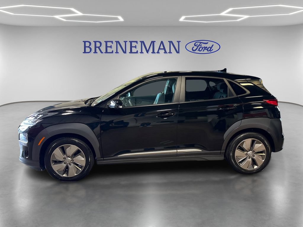 Used 2021 Hyundai Kona Limited w/ Cargo Package FWD image 9