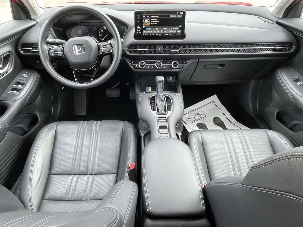 Used 2025 Honda HR-V EX-L image 11