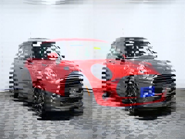 Used 2019 MINI Cooper 4-Door Hardtop image 5