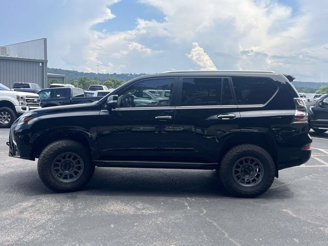 Used 2023 Lexus GX 460 Premium w/ Premium Package AWD/4WD image 7