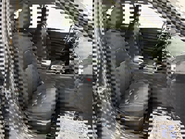 Used 2024 Nissan Altima 2.5 SV image 14