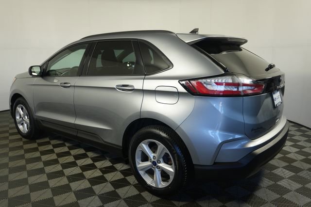 Certified 2021 Ford Edge SE image 2