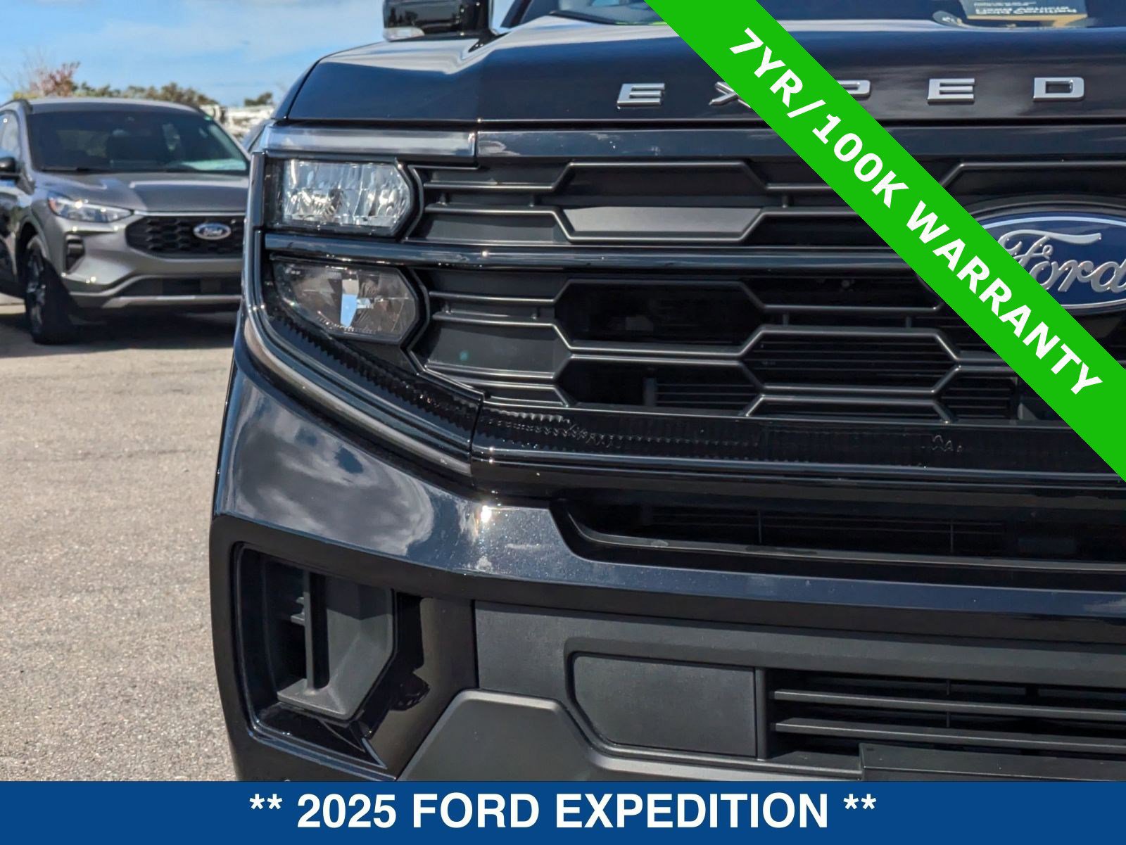 Certified 2025 Ford Expedition Active image 10