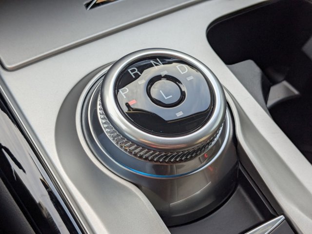 Certified 2022 Ford Explorer ST-Line w/ Class IV Trailer Tow Package image 28