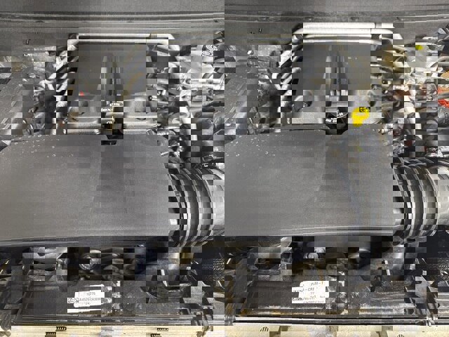 Used 2023 GMC Canyon AT4 w/ AT4 Premium Package image 9