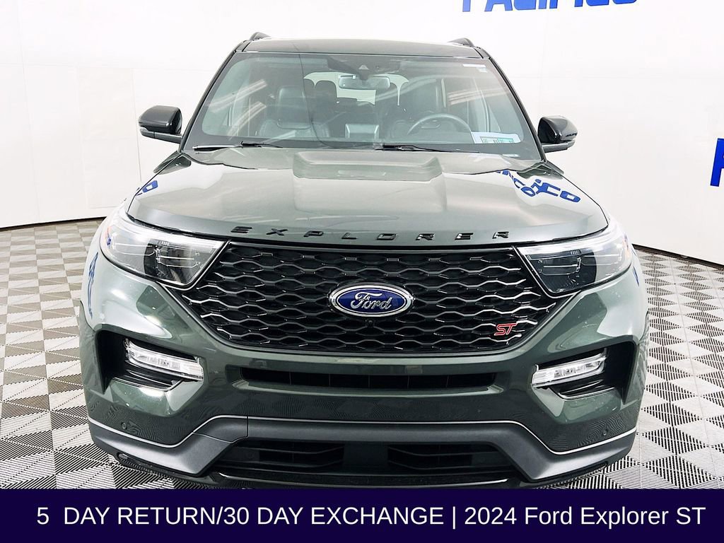 Certified 2024 Ford Explorer ST w/ Equipment Group 401A AWD/4WD image 3