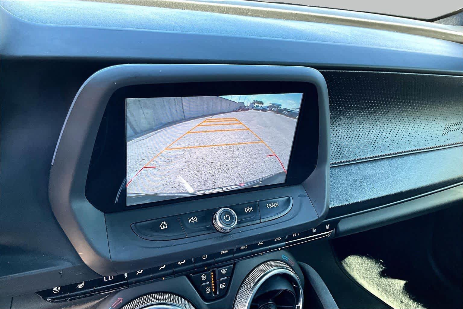 Used 2017 Chevrolet Camaro LT RWD image 29