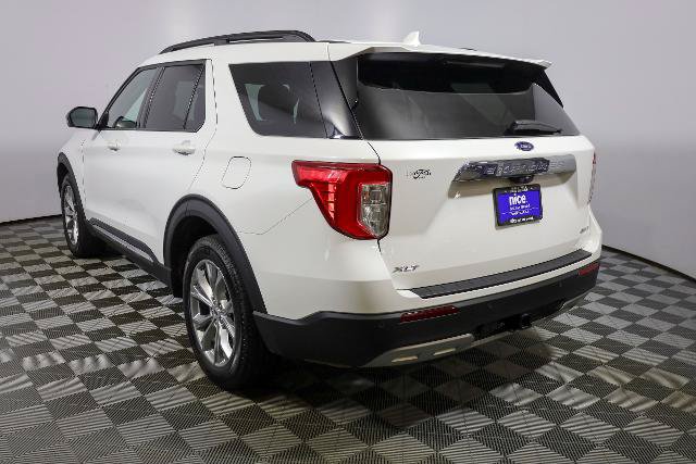 Certified 2024 Ford Explorer XLT w/ Equipment Group 202A AWD/4WD image 7