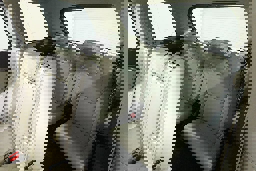 Used 2023 Volvo XC90 B6 Ultimate w/ Protection Package Premier image 27