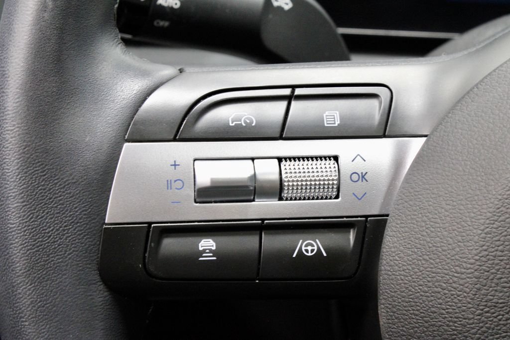 Used 2025 Hyundai Tucson SEL AWD/4WD image 27
