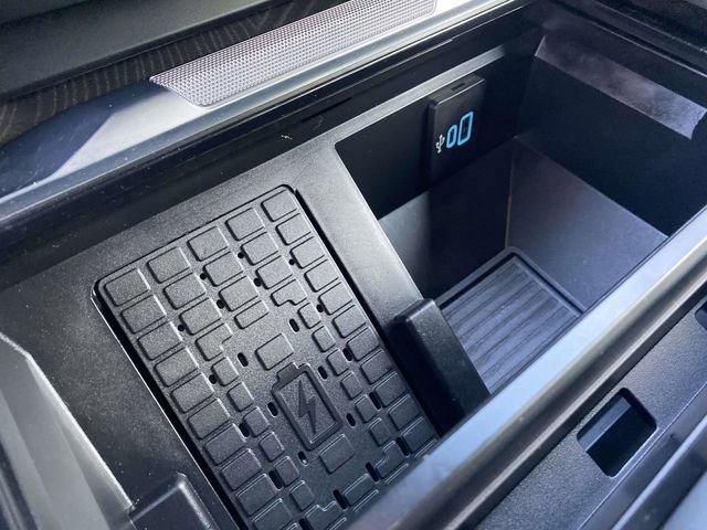 Certified 2025 Ford F250 Platinum image 31