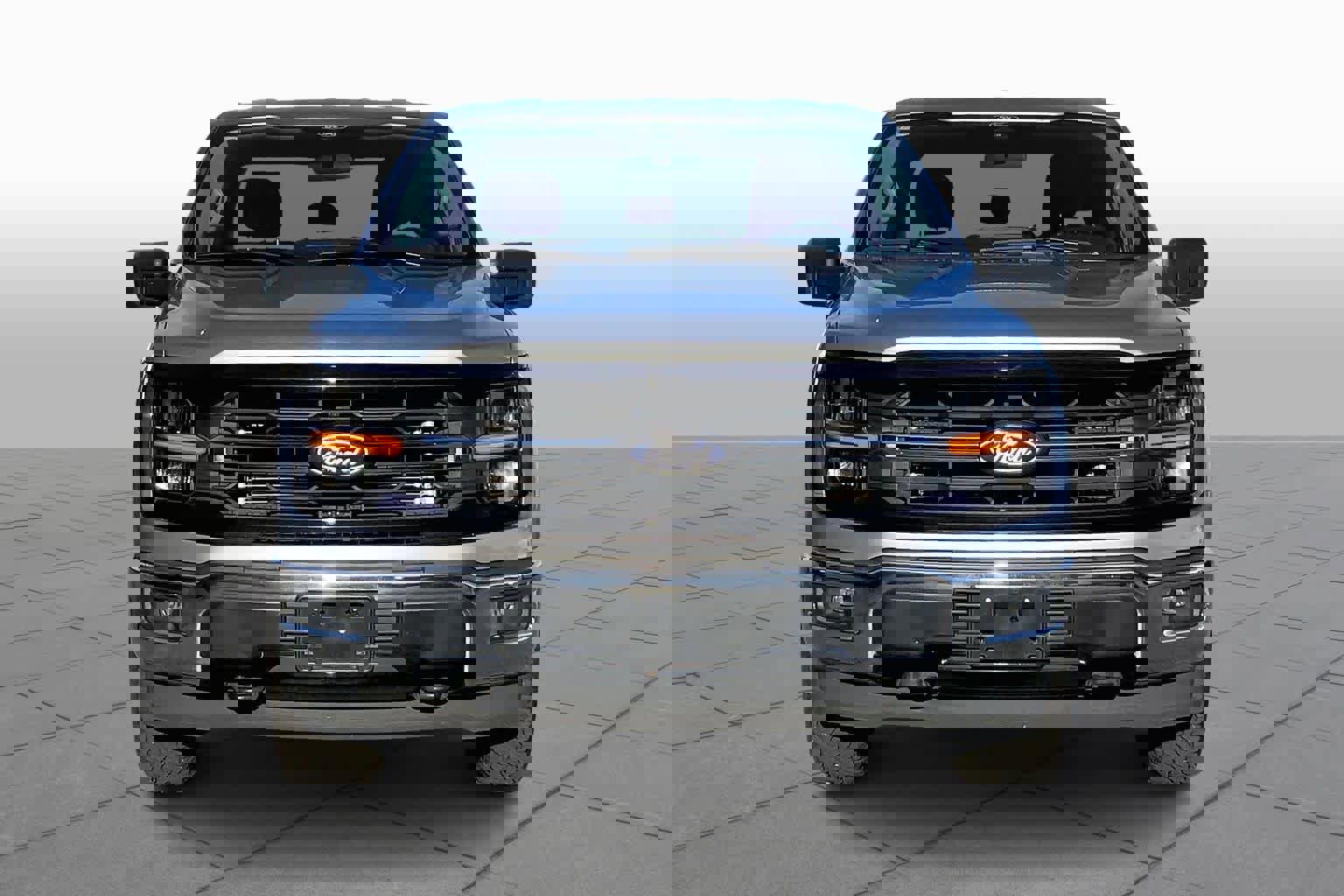 Certified 2025 Ford F150 XLT w/ Equipment Group 301A Standard image 4