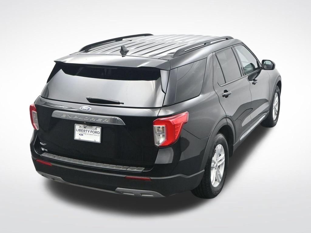 Certified 2024 Ford Explorer XLT w/ Equipment Group 202A image 29