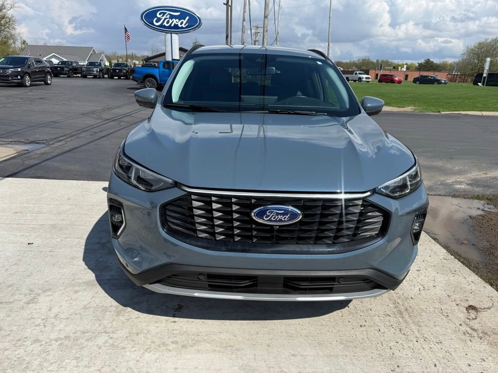 Certified 2023 Ford Escape Platinum image 9