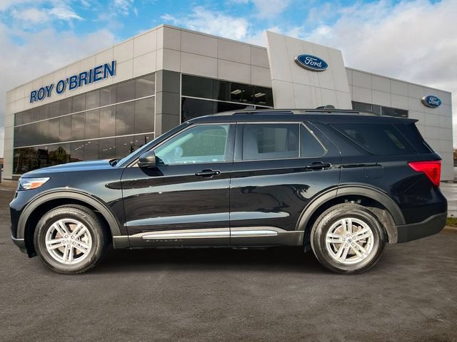 Certified 2024 Ford Explorer XLT AWD/4WD image 2