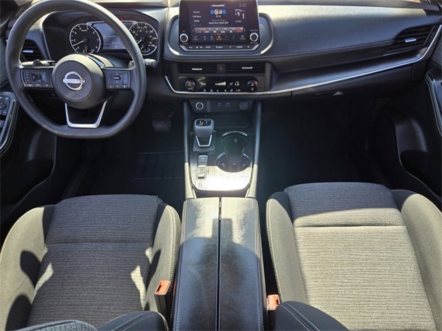 Used 2023 Nissan Rogue SV image 13