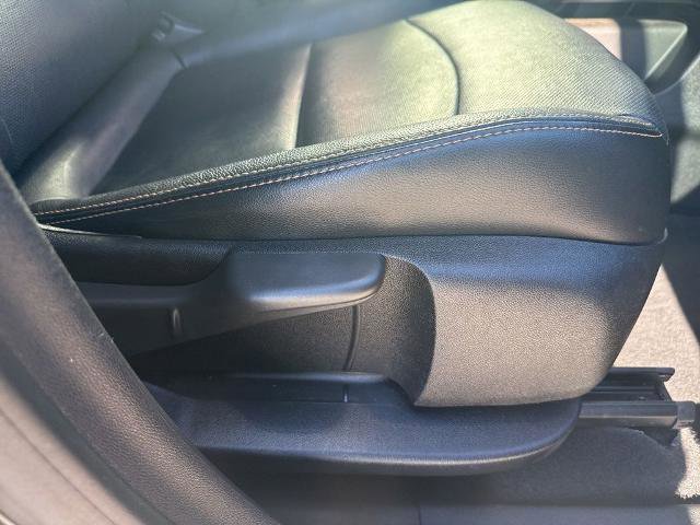 Used 2020 GMC Terrain SLT image 31