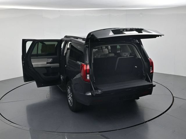 Certified 2025 Ford Expedition Active AWD/4WD image 52