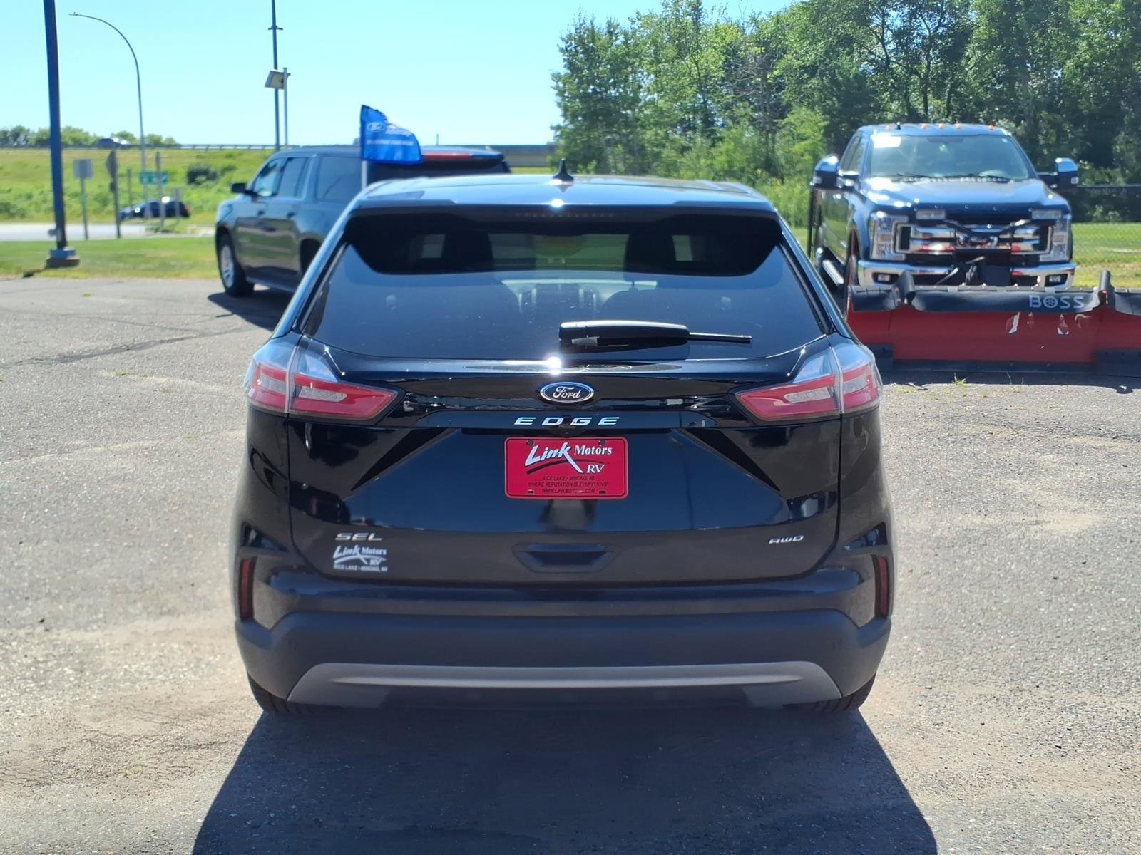 Certified 2024 Ford Edge SEL AWD/4WD image 4